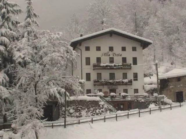 ホテル Albergo Alla Trota