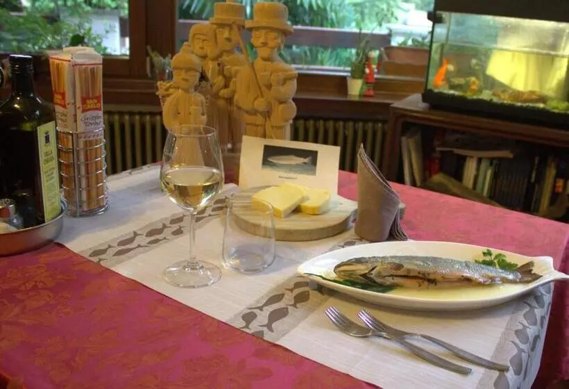 ホテル Albergo Alla Trota