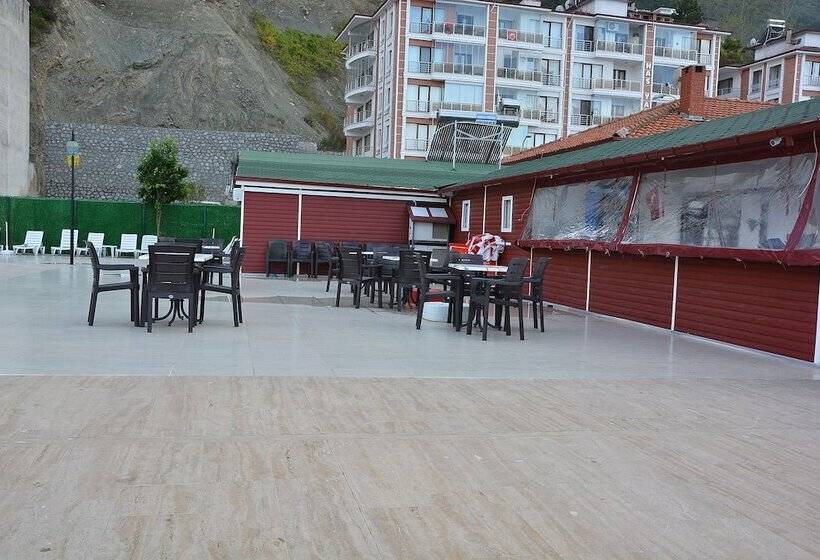 فندق Inebolu Gardenya