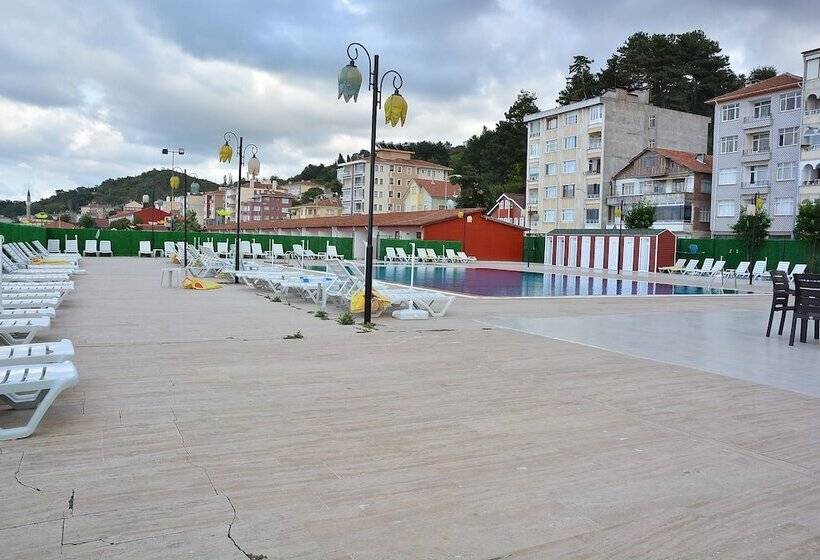 فندق Inebolu Gardenya