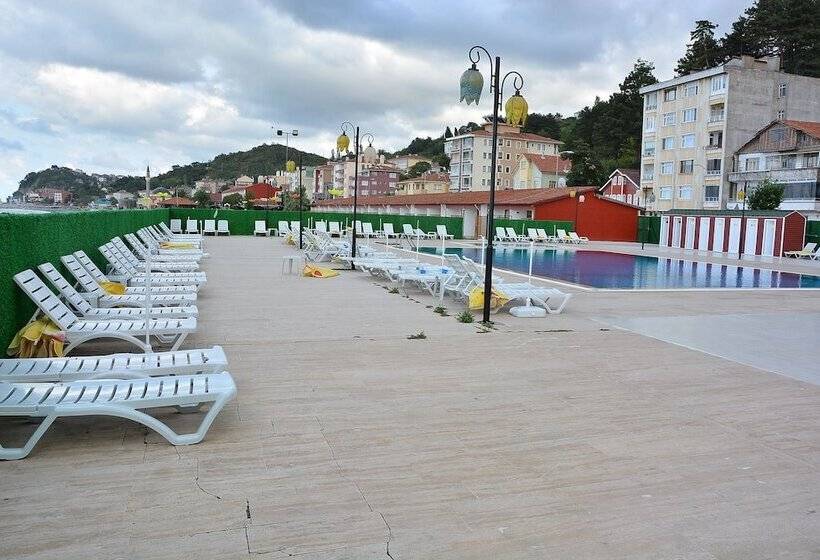 فندق Inebolu Gardenya