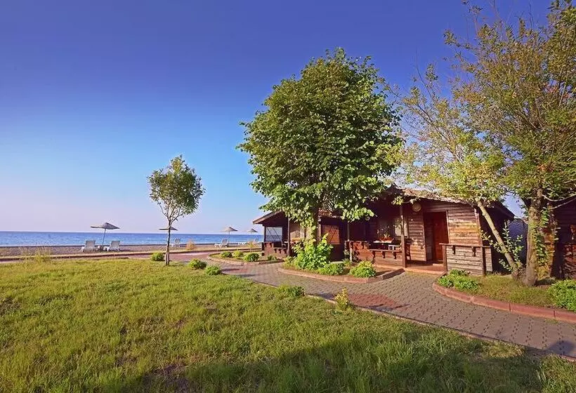 ホテル Inebolu Gardenya