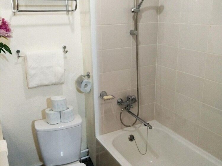 بنسيون Gostevoi Dom Cherepaha