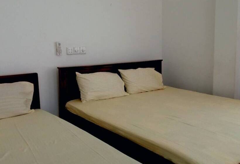 ペンション Omeeco Guest