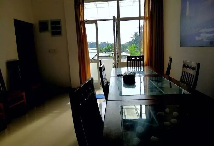 Majatalo Omeeco Guest