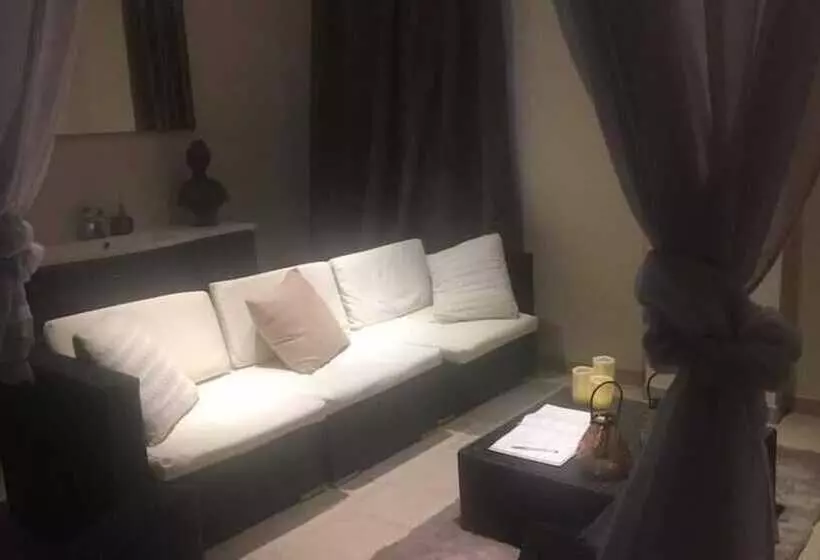 Majatalo Sensor Il Elle