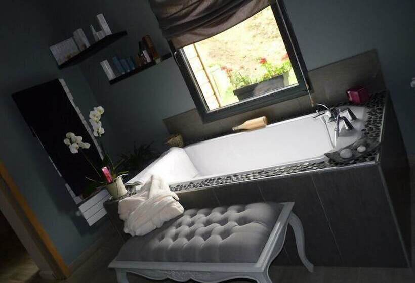 بنسيون Sensor Il Elle