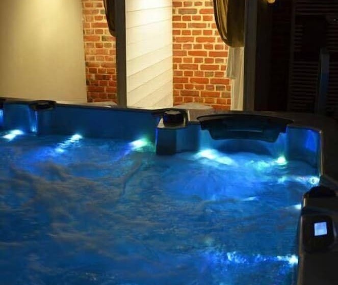 بنسيون Sensor Il Elle