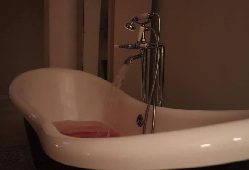 بنسيون Sensor Il Elle