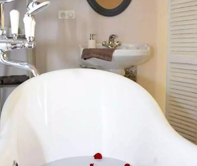 Majatalo Sensor Il Elle