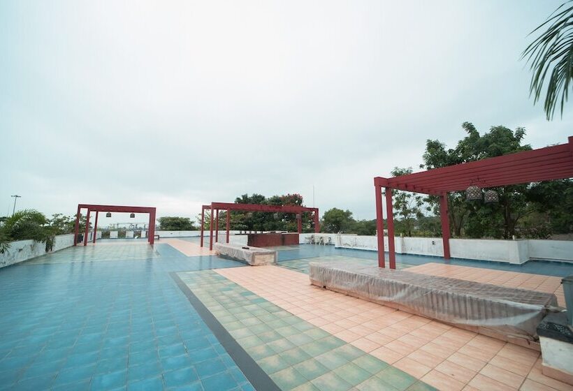 The Ocean Pearl Resort And Spa