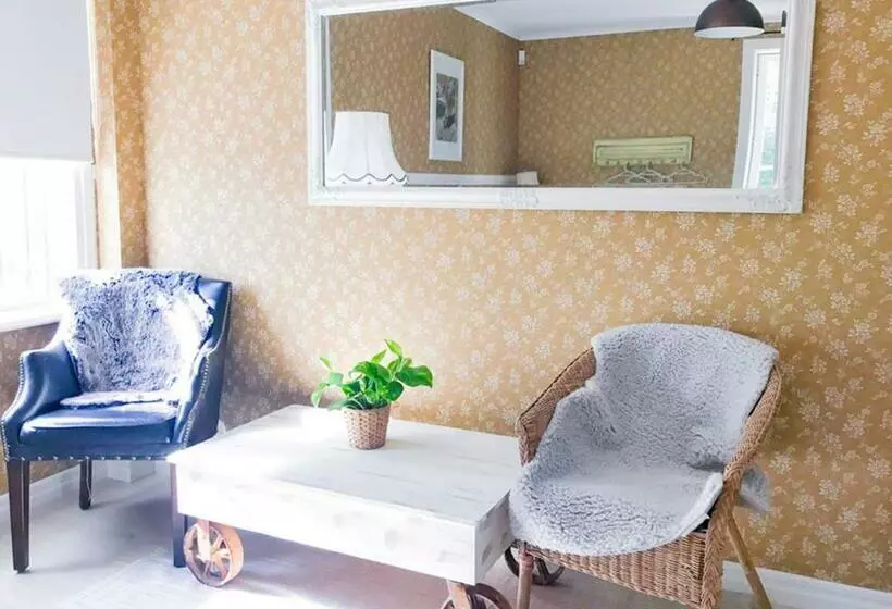 ベッドアンドブレックファースト Villa Fryksta