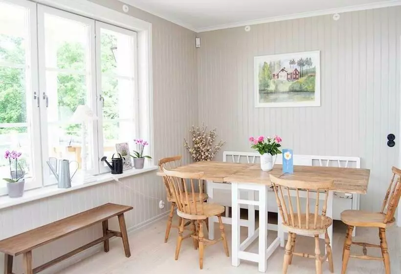 ベッドアンドブレックファースト Villa Fryksta