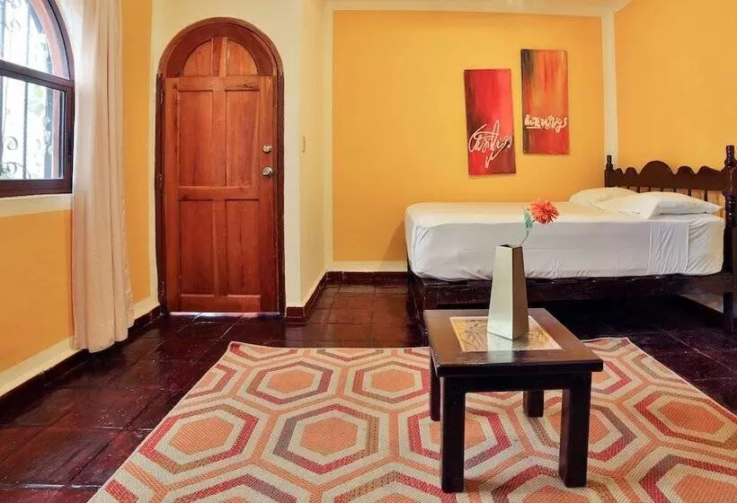 Alma y Mar Hotel & Suites