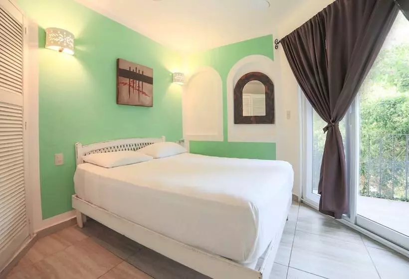 Alma y Mar Hotel & Suites