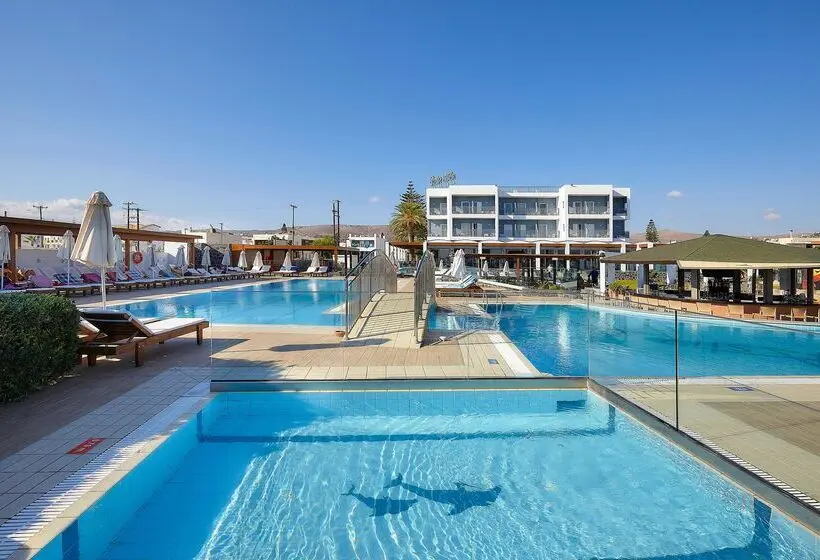 ホテル Astir Beach