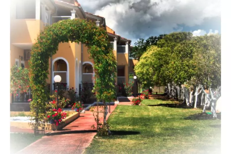 酒店 Hortel Corfu Star