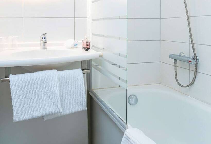 酒店 Ibis Budget Grigny Centre