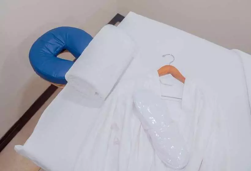 ホテル Ms Milenium Monterrey Curio Collection By Hilton