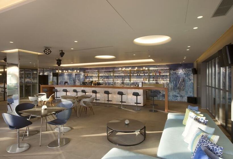 בית מלון כפרי Negroponte Resort Eretria