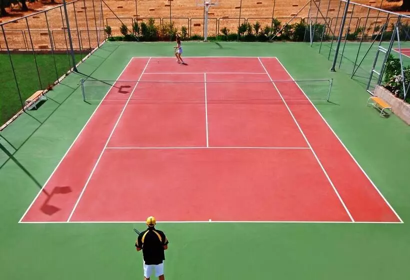 Отель Negroponte Resort Eretria