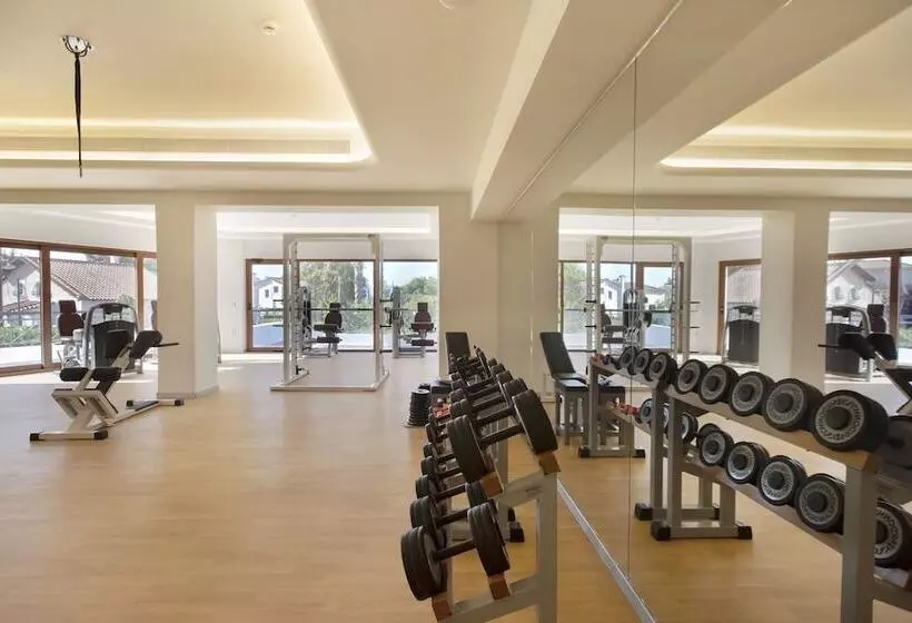 Отель Negroponte Resort Eretria