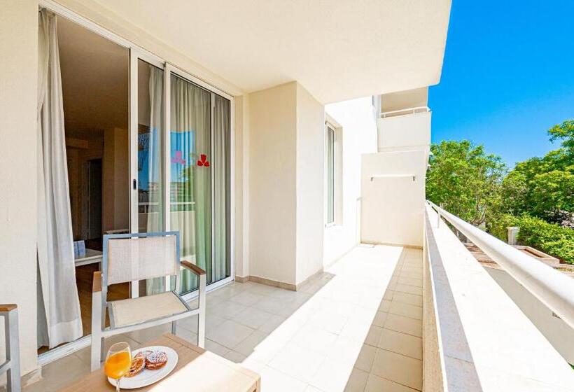 Отель Rosella affiliated by Intelier