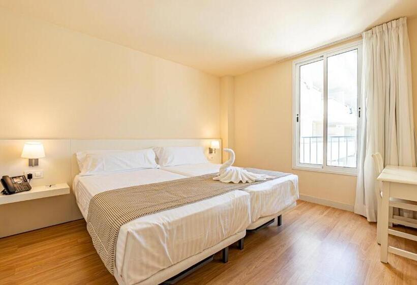 Отель Rosella affiliated by Intelier