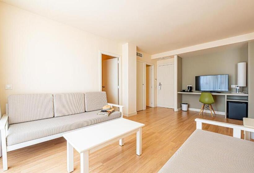 Отель Rosella affiliated by Intelier