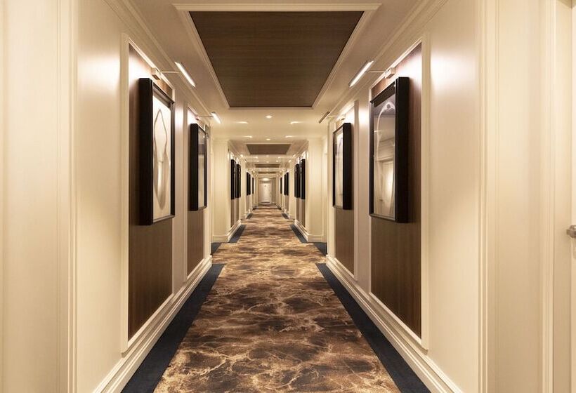 Отель Sofitel Barcelona Skipper