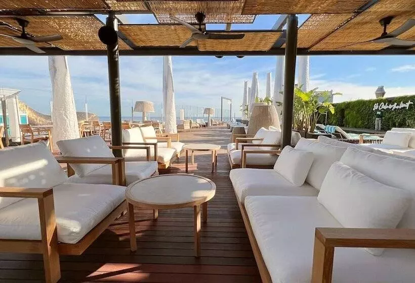 Отель Sofitel Barcelona Skipper