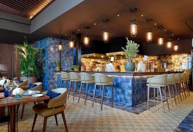 Отель Sofitel Barcelona Skipper