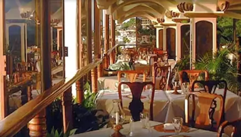 Отель Suites La Siesta