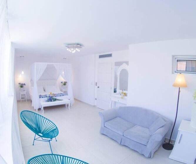 Hydrele Beach Hotel & Village