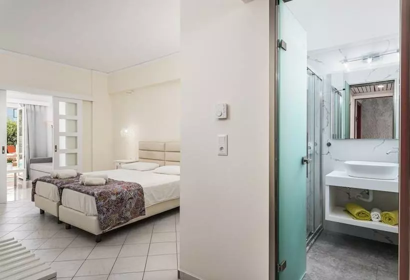 Hydrele Beach Hotel & Village