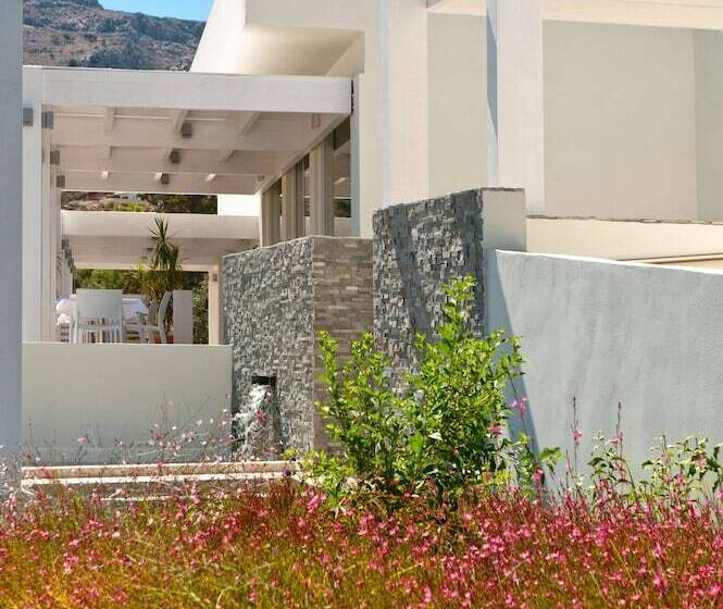 Lindos White Hotel & Suites