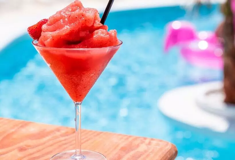 Beach Star Ibiza - Adults Only