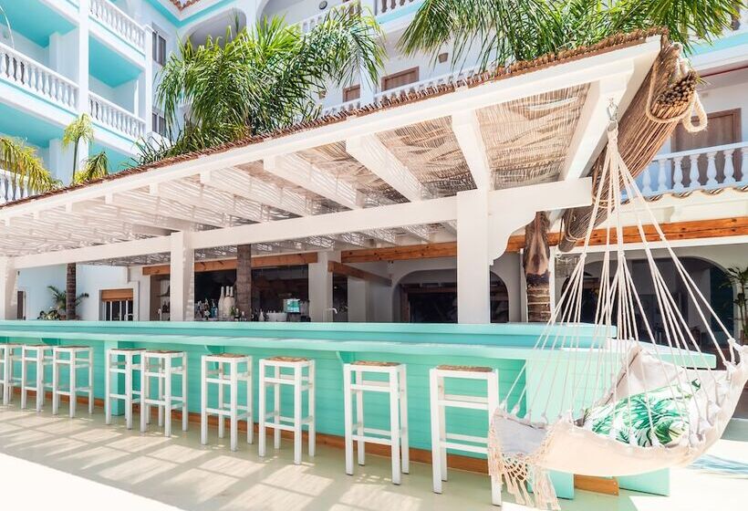 Beach Star Ibiza - Adults Only