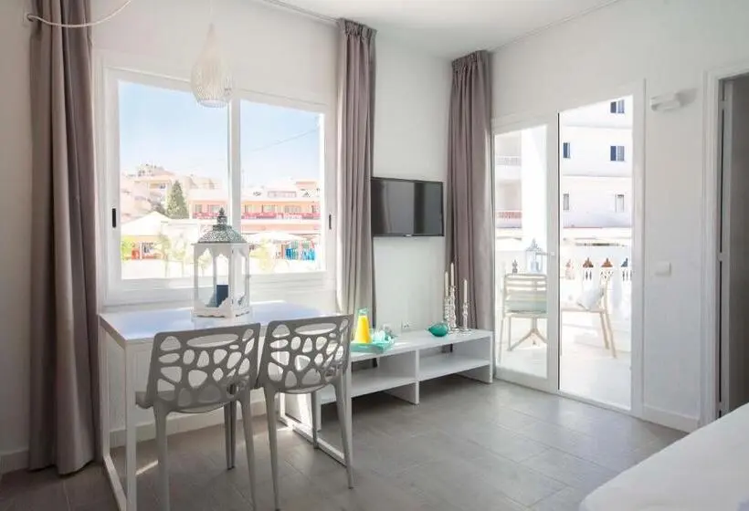 Beach Star Ibiza Party Hotel Ibiza - Adults Only