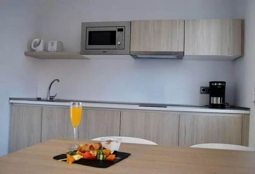 Broncemar Beach Suites