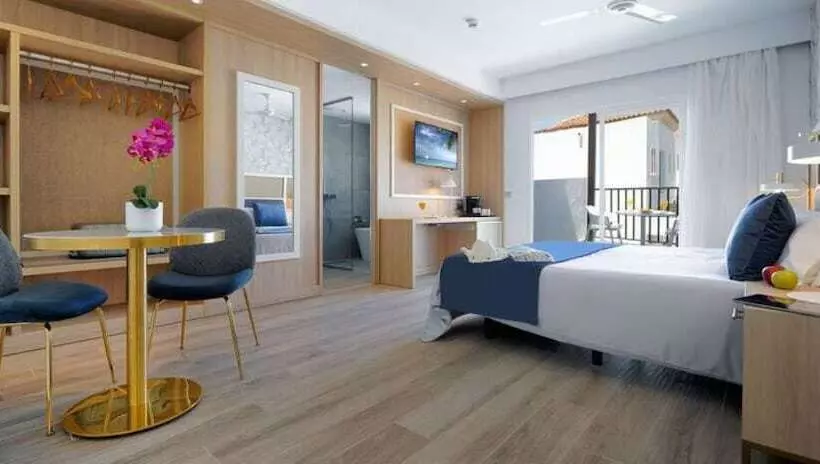 Broncemar Beach Suites