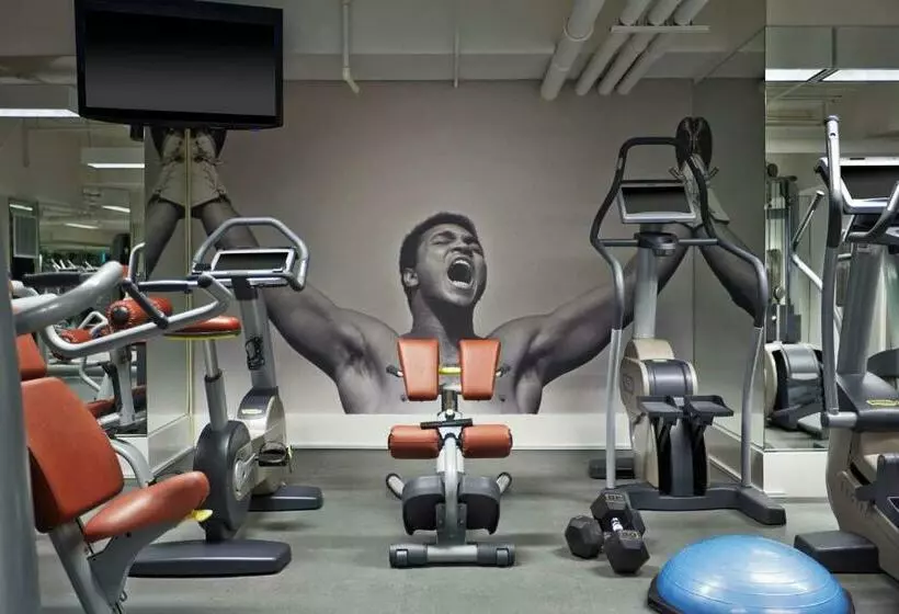 هتل Cameo Beverly Hills