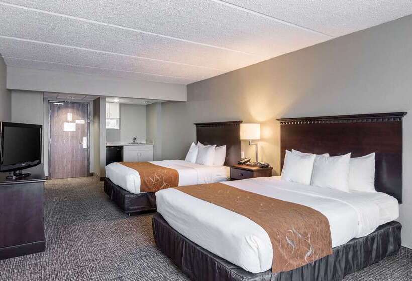 هتل Comfort Suites Austin Airport
