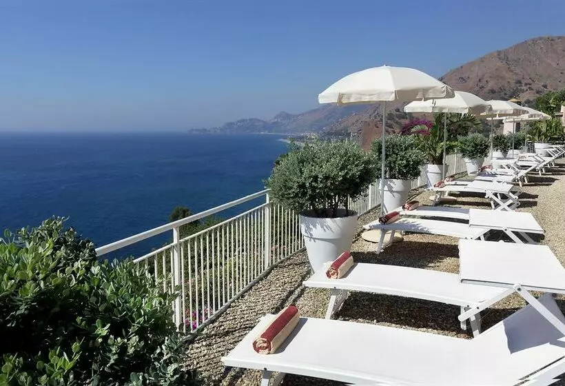 Отель Crystal Sea