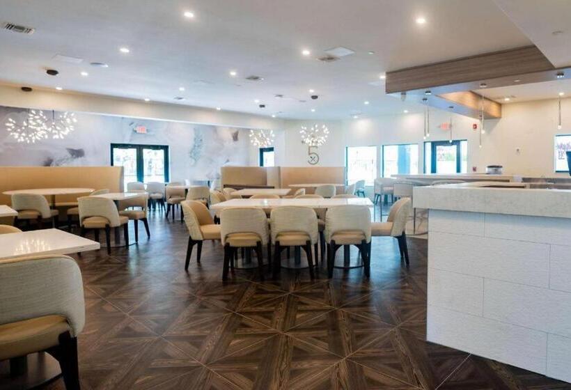 Daskk Orlando Hotel Near Universal Blvd, Ascend Hotel Collection