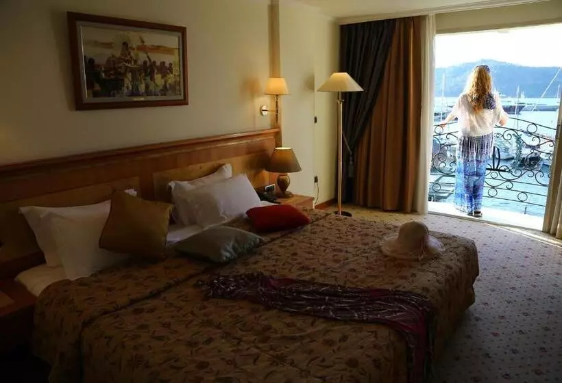 酒店 Ece Saray Marina Resort