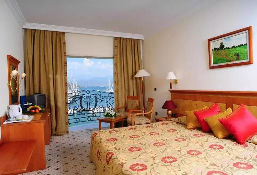 酒店 Ece Saray Marina Resort