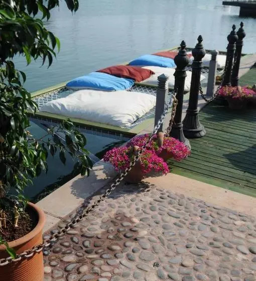 酒店 Ece Saray Marina Resort