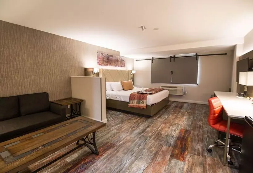 בית מלון כפרי Empeiria High Sierra