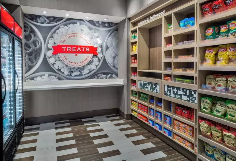 هتل Hampton Inn & Suites Los Angeles/hollywood